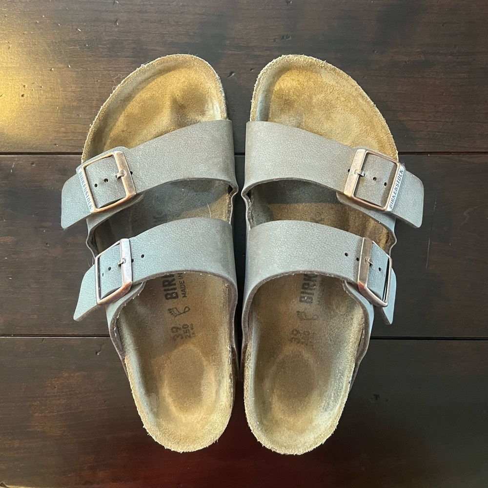 Birkenstock Arizona Birkibuc in Mocha